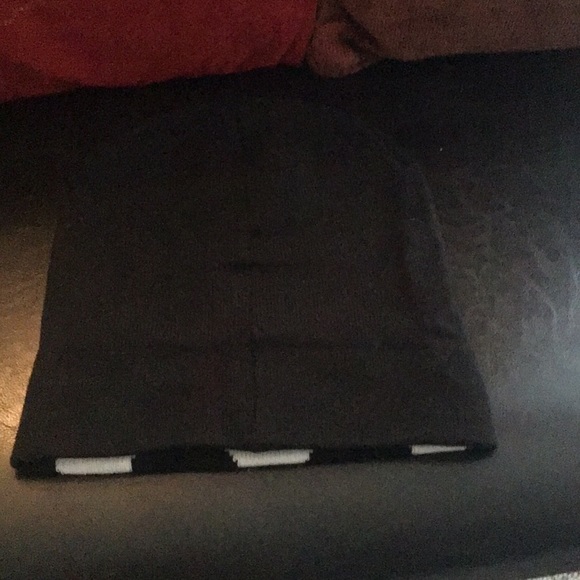 Genuine nightmare before Christmas jack skeleton beanie - Picture 3 of 5